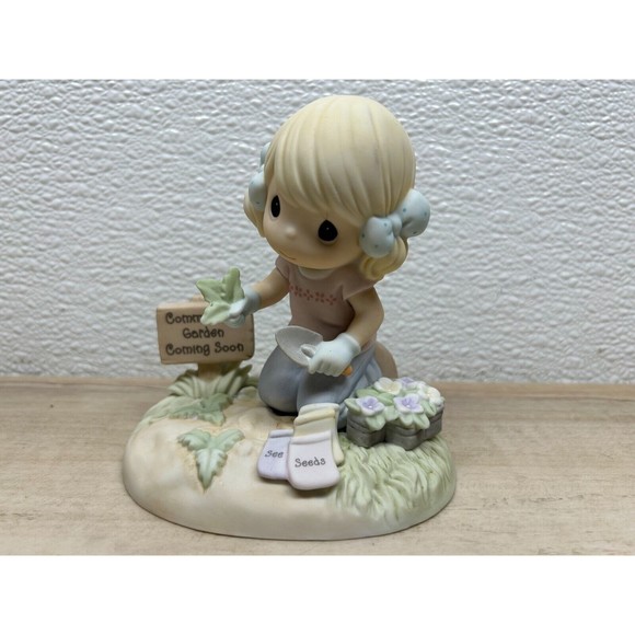 2007 Enesco Precious Moments Sow Much To Do Porcelain Figurine - Picture 2 of 15